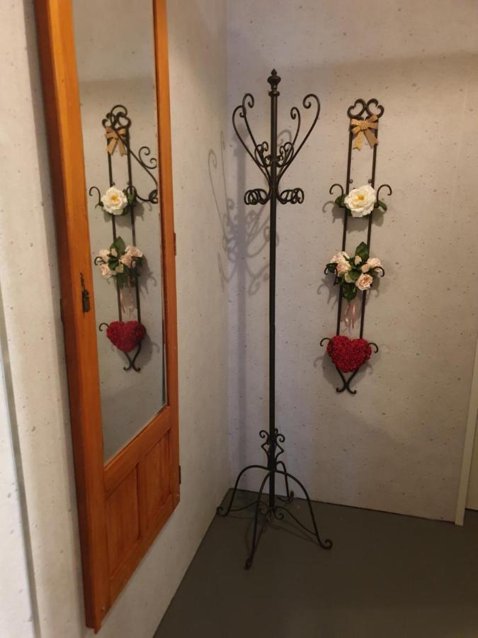 Accommodation At Lakeside オマルー エクステリア 写真